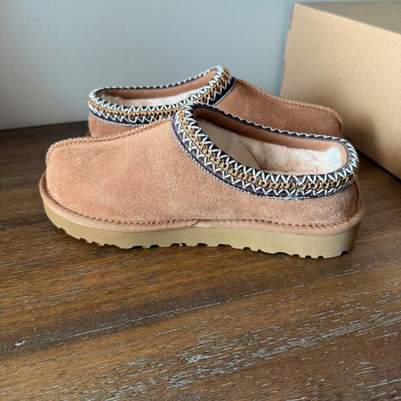 Ugg Woman’s Chestnut Brown Tasman Slip On Slipper Boots- Size 6 - Picture 6 of 8
